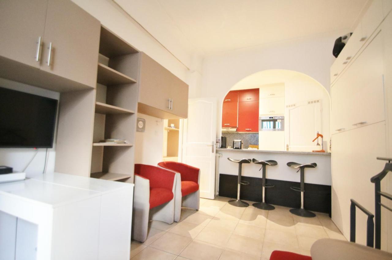 Comté de Nice Centre Extérieur photo