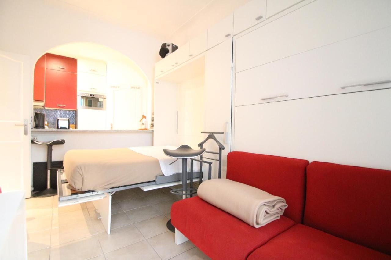 Comté de Nice Centre Extérieur photo