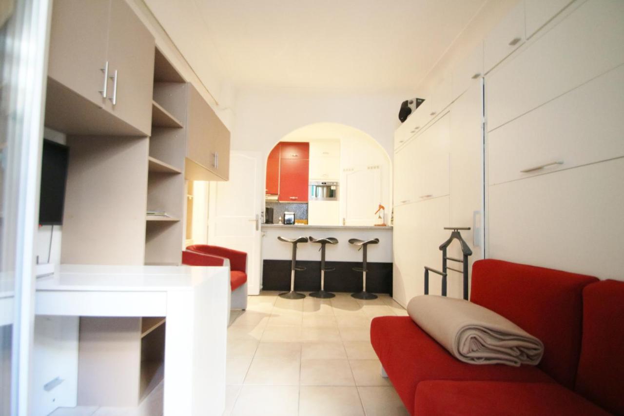 Comté de Nice Centre Extérieur photo