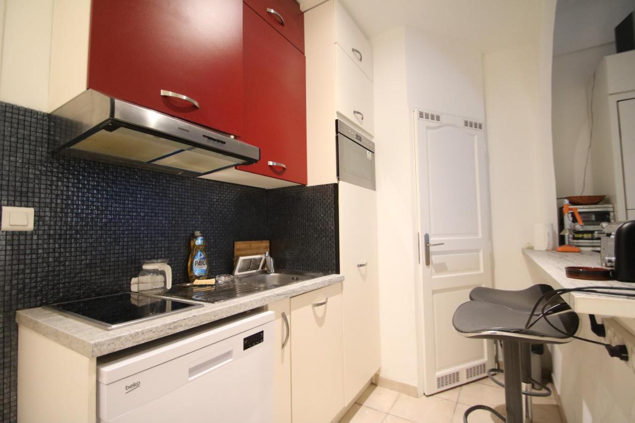 Comté de Nice Centre Extérieur photo